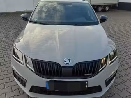 Škoda Octavia RS 2.0 TSI 245