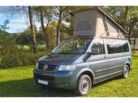 Volkswagen Transporter T5 California 2.5 TDI 174