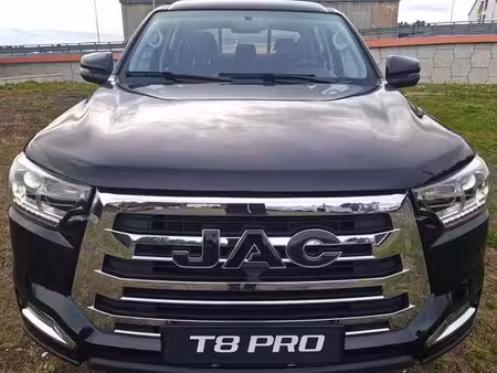 JAC 8 PRO