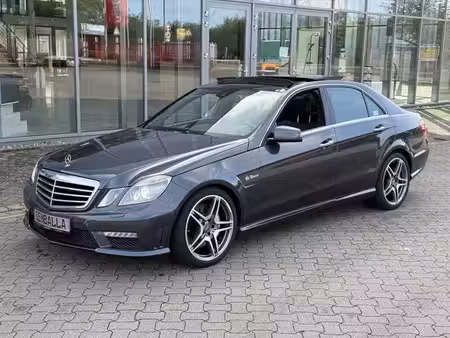 Mercedes-Benz Classe E E 63 AMG V8 5.5 525