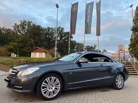 Mercedes-Benz Classe E E 220