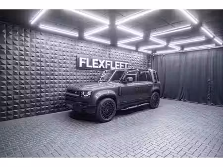Land Rover Defender D300 3.0 300 X-Dynamic HSE 4x4