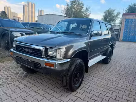 Toyota 4Runner 2.4 125 VX
