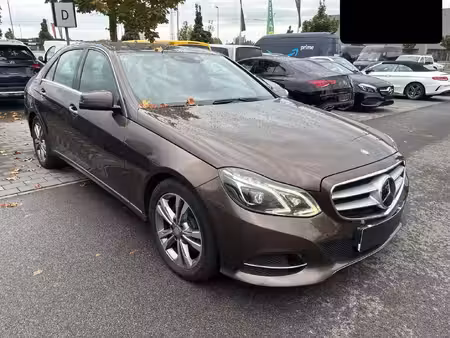 Mercedes-Benz Classe E E 300 2.1 CDI 170 Avantgarde