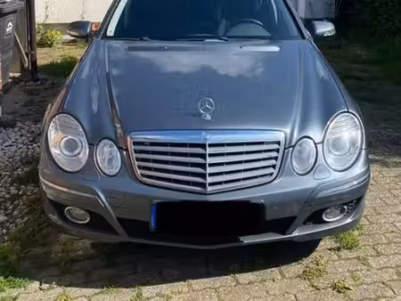 Mercedes-Benz Classe E E 200