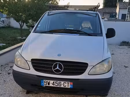 Mercedes-Benz Vito 111 2.1 116