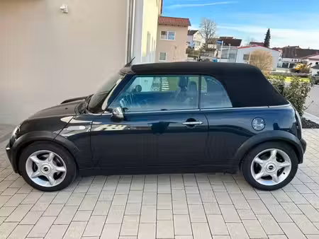 Mini Cabrio Cooper 1.6 115