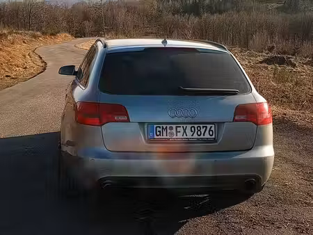 Audi A6 V6 2.4 170