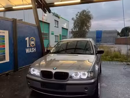 BMW Série 3 318d 2.0 122