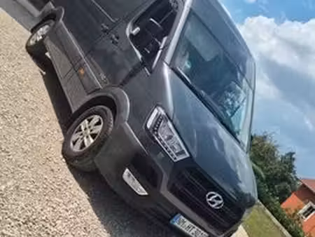 Hyundai H350 