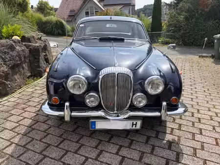 Jaguar Mark 2 