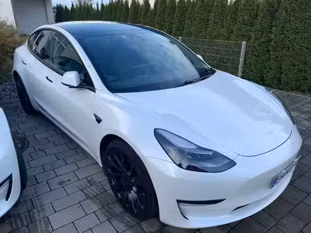 Tesla Model 3 Grande Autonomie