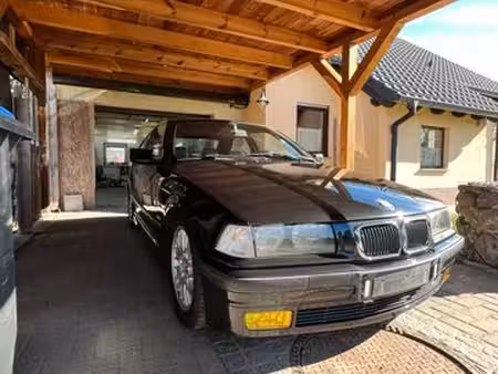 BMW Série 3 323i 2.5 170