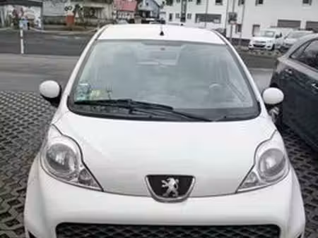 Peugeot 107 1.0 VTi 68