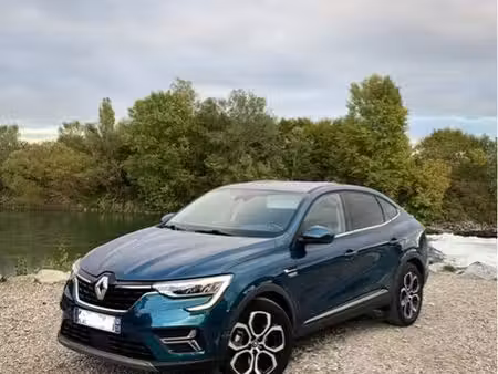 Renault Arkana E-Tech 1.6 145 Intens