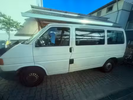 Volkswagen Transporter T4 2.5 TDI 88