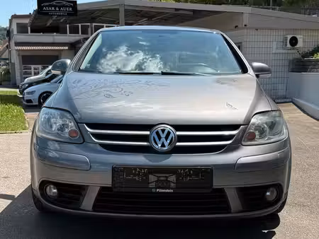 Volkswagen Golf 1.6 102