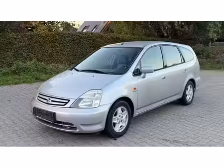 Honda Stream 2.0 156