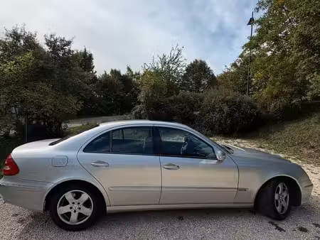 Mercedes-Benz Classe E E 220 2.1 150