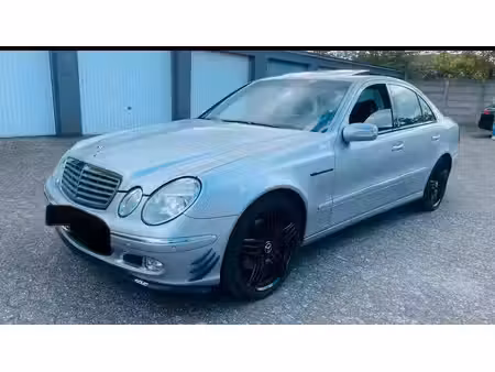Mercedes-Benz Classe E E 320