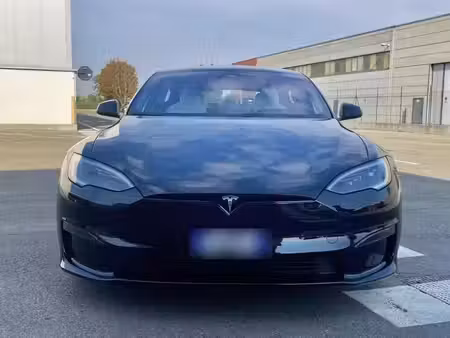 Tesla Model S Standard Range 1020 4x4
