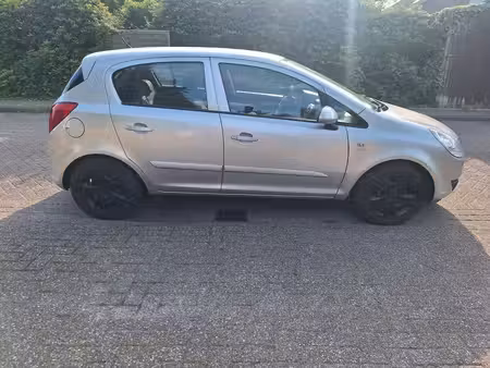 Opel Corsa 1.4 90