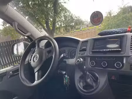 Volkswagen Transporter T5 2.0 TDI 140