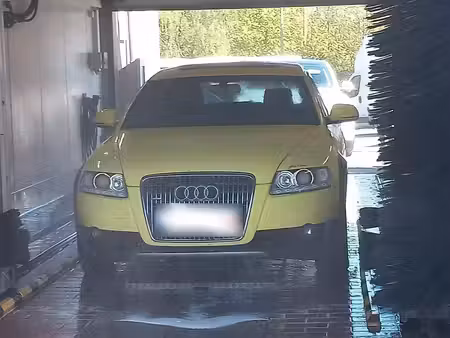 Audi A6 quattro