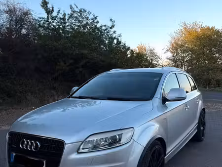 Audi Q7 V8 4.2 TDI 326 S line quattro