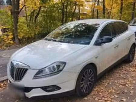 Lancia Delta 2.0 165