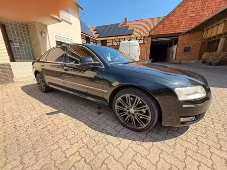 Audi A8 V6 3.0 TDI 250 quattro