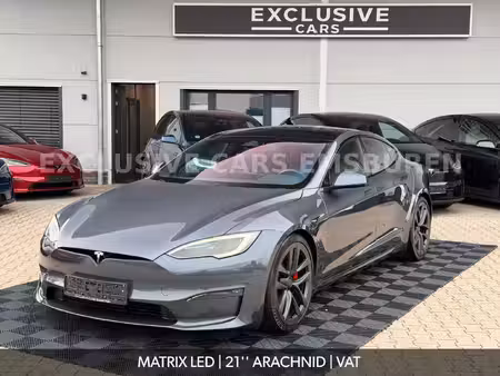 Tesla Model S Plaid 1020 4x4