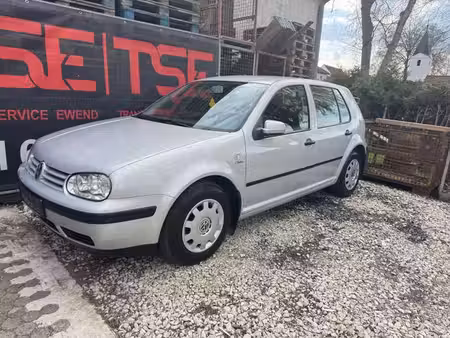 Volkswagen Golf 1.4 75 Base