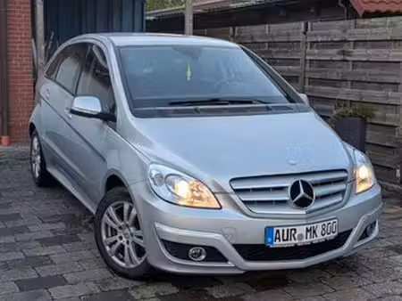 Mercedes-Benz Classe B B 200 2.0 136