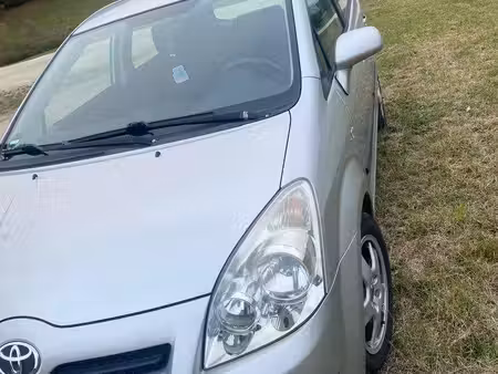 Toyota Corolla 2.2 136 Sol