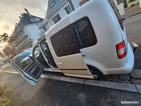 Volkswagen Caddy 1.9 TDI 105