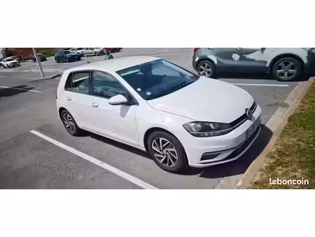Volkswagen Golf TSI 110