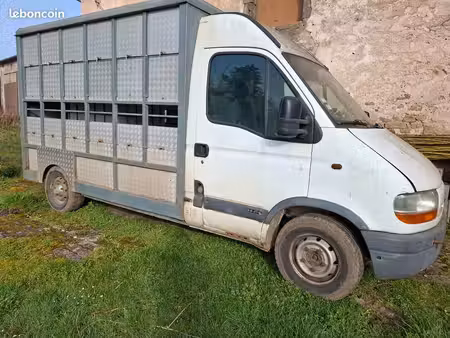 Renault Master 2.5 dCi 115