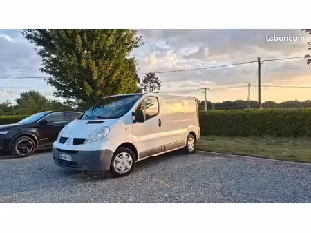 Renault Trafic 2.0 dCi 90