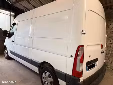 Renault Master 2.3 dCi 100