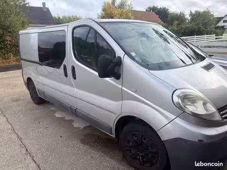 Renault Trafic 2.0 dCi 90