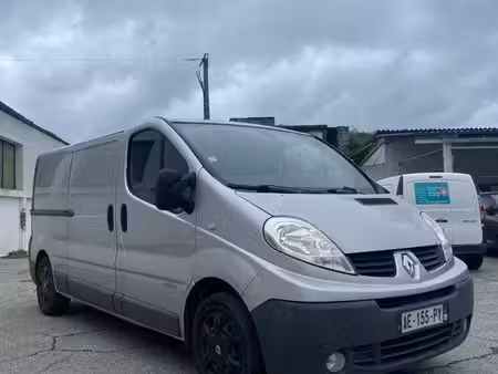 Renault Trafic 2.5 dCi 150