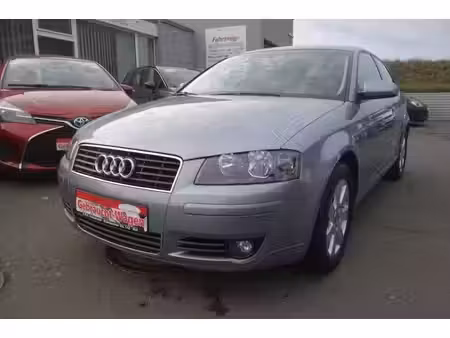 Audi A3 1.6 102 Ambiente