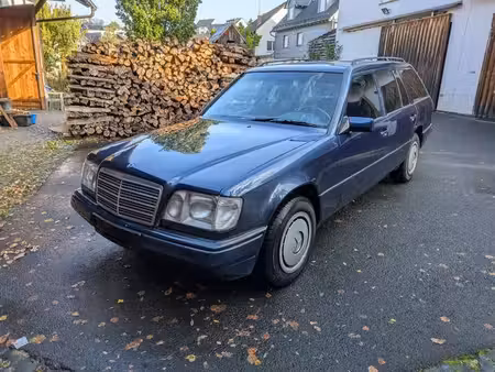 Mercedes-Benz Classe E E 220