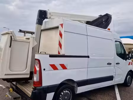 Renault Master 2.3 dCi 130