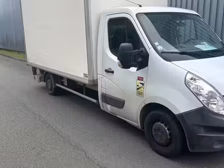 Renault Master 2.3