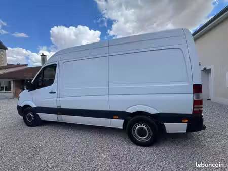 Mercedes-Benz Sprinter V6 3.0 190