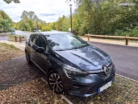 Renault Clio E-Tech 1.6 145 Techno