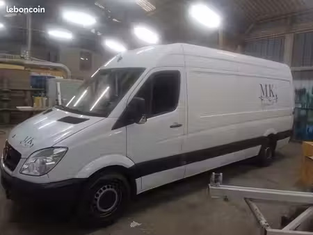 Mercedes-Benz Sprinter 