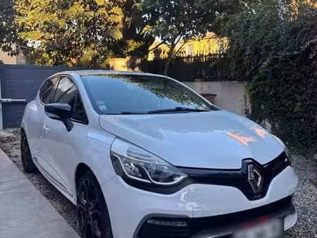Renault Clio RS 1.6 T 200